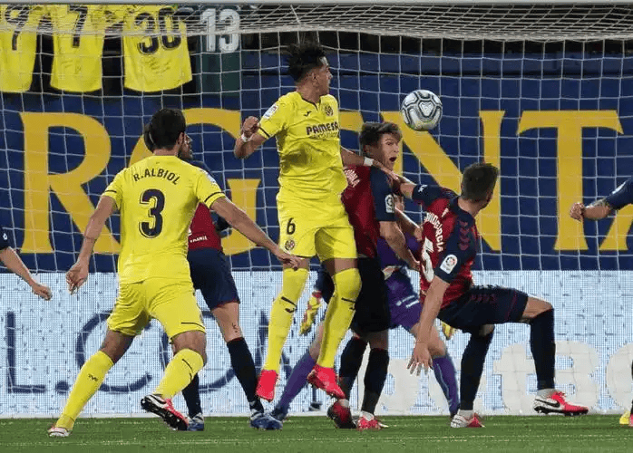 比利亚雷亚尔主场强势，埃尔切客场疲软，两队争夺欧冠资格战悬念十足。